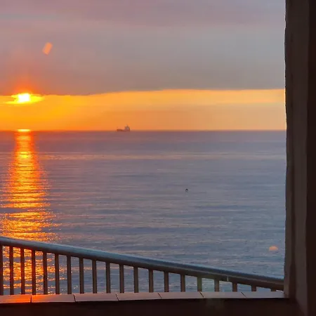 Paradise 28 Oceanfront Costa Pinos Mar Apartamento *